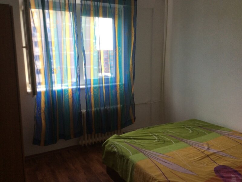 Drumul Taberei, 2 camere zona Raul Doamnei